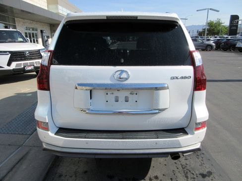 Used 2017 Lexus GX 460 Premium AWD/4WD image 7