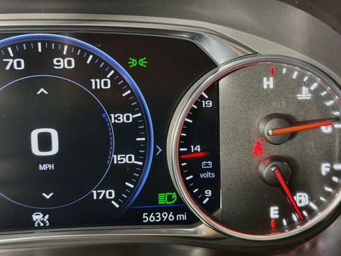 Used 2023 Chevrolet Traverse Premier AWD/4WD image 13