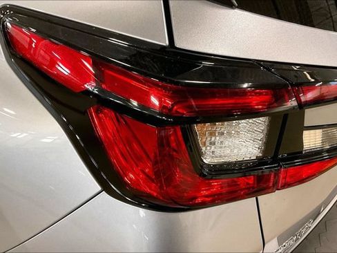 Used 2024 Subaru Crosstrek 2.5i Limited AWD/4WD image 29