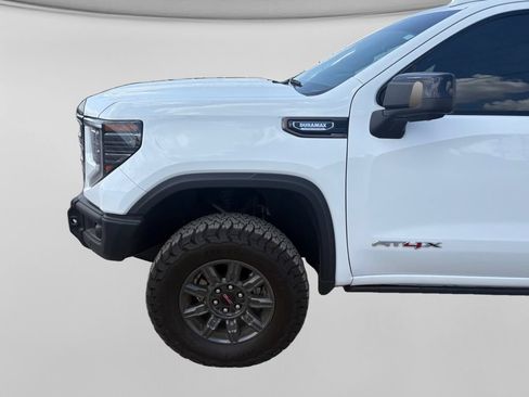 Used 2024 GMC Sierra 1500 AT4X AWD/4WD image 9