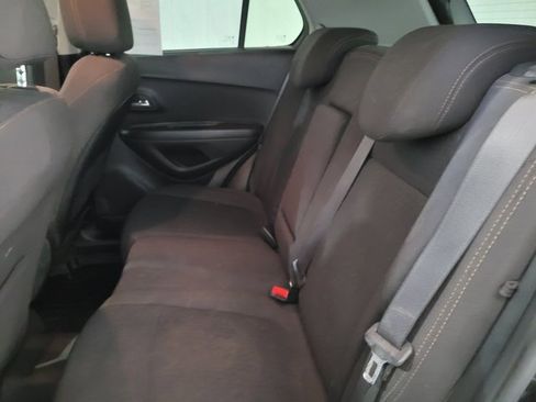 Used 2020 Chevrolet Trax LS w/ Tint and Cruise Package image 35