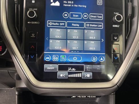 Used 2024 Subaru Crosstrek 2.0i Premium image 17