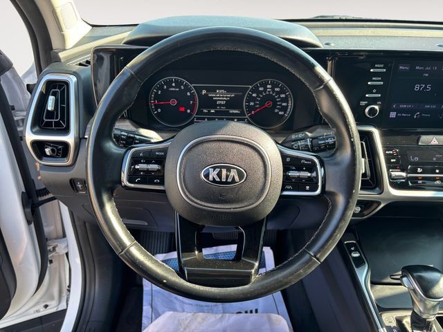 Used 2021 Kia Sorento EX w/ Panoramic Sunroof Package AWD/4WD image 13
