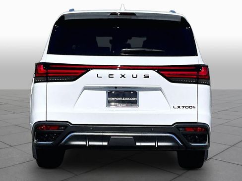 New 2026 Lexus LX 700h F Sport AWD/4WD image 4