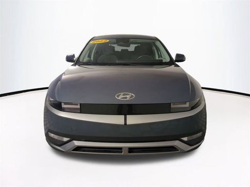 Certified 2022 Hyundai Ioniq 5 SE image 3