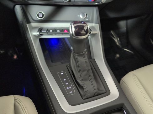 Used 2024 Audi Q3 2.0T Premium Plus image 25