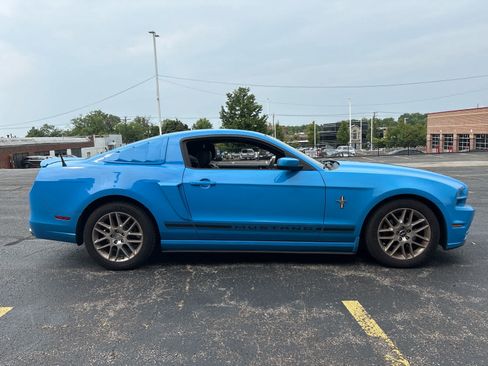 Used 2014 Ford Mustang Premium w/ Equipment Group 202A RWD image 14