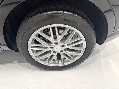 Used 2018 Audi Q3 2.0T Premium image 8