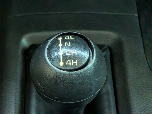 Used 2012 RAM 3500 ST w/ Chrome Appearance Group image 24