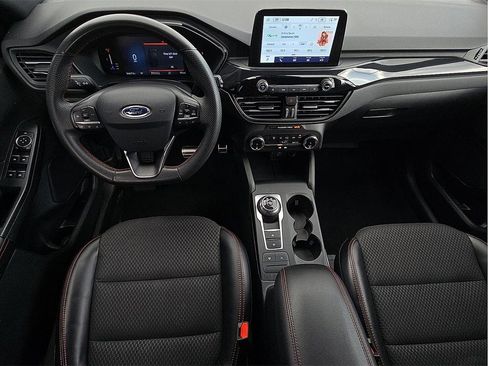 Used 2023 Ford Escape ST-Line image 10