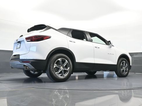 Used 2024 Chevrolet Blazer LT image 59