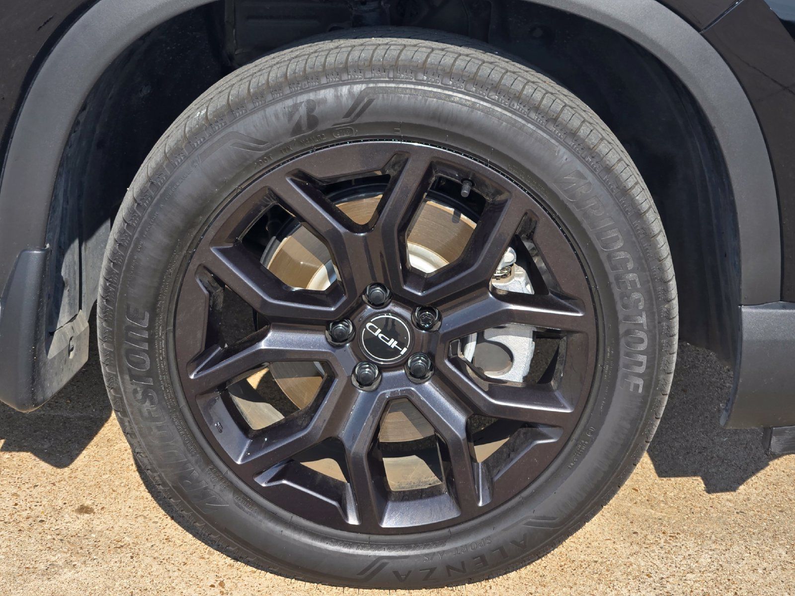 Used 2025 Honda Pilot Touring image 8