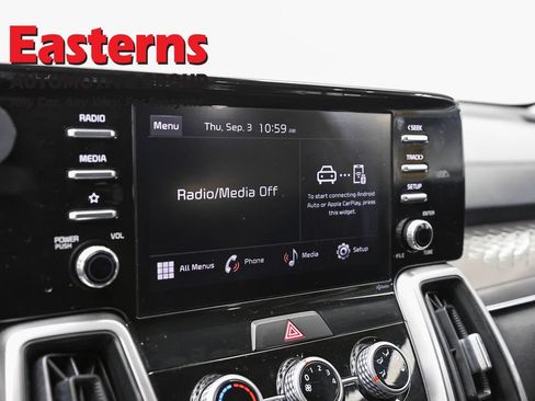 Used 2023 Kia Sorento LX AWD/4WD image 18