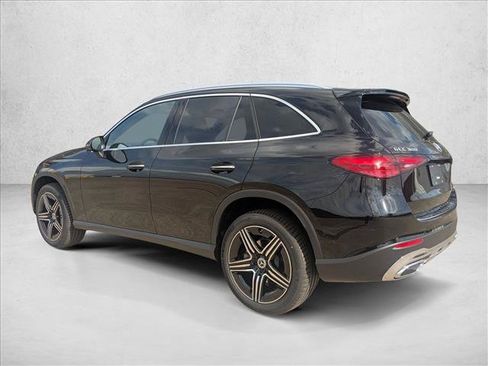 Certified 2026 Mercedes-Benz GLC 300 image 7