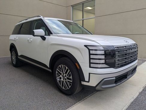 Certified 2026 Hyundai Palisade SEL FWD image 4