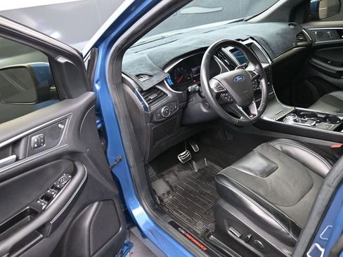 Used 2019 Ford Edge ST w/ Convenience Package image 12