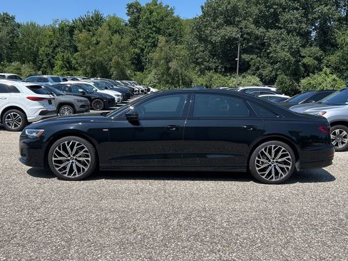 Used 2022 Audi A8 L 3.0T AWD/4WD image 3
