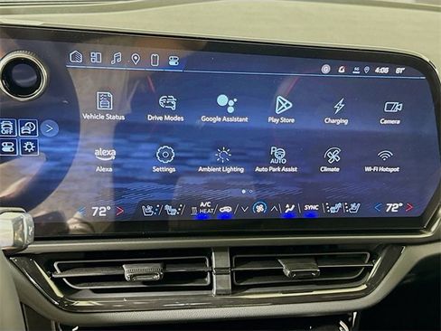 New 2025 Chevrolet Equinox EV RS image 7