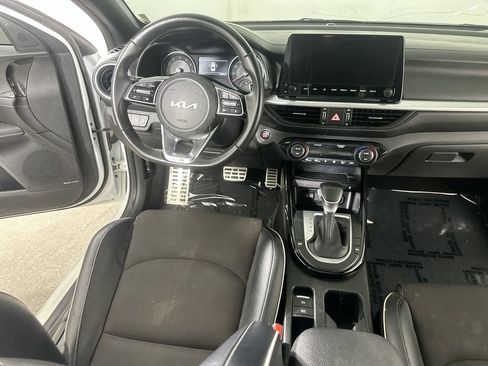 Used 2024 Kia Forte GT-Line w/ GT-Line Premium Package FWD image 16