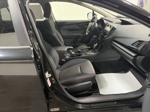 Used 2019 Subaru Crosstrek 2.0i Premium AWD/4WD image 28