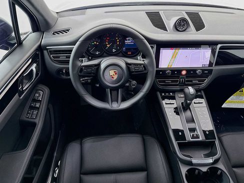 New 2026 Porsche Macan image 25