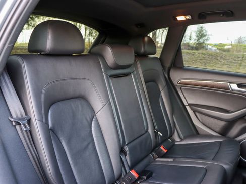 Used 2016 Audi Q5 2.0T Premium Plus w/ Technology Package AWD/4WD image 19