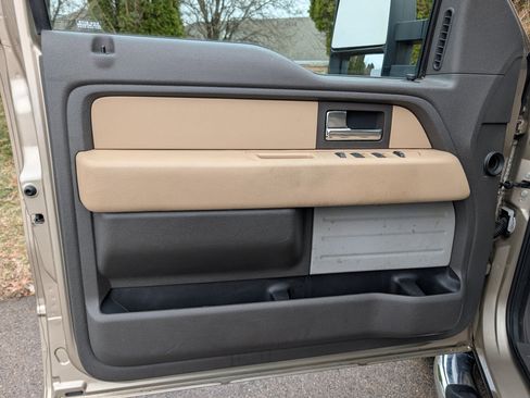 Used 2013 Ford F150 XLT w/ Luxury Equipment Group image 26