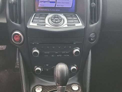 Used 2018 Nissan 370Z Coupe image 22