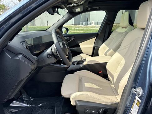 Used 2025 BMW X3 xDrive30i w/ Premium Package AWD/4WD image 14