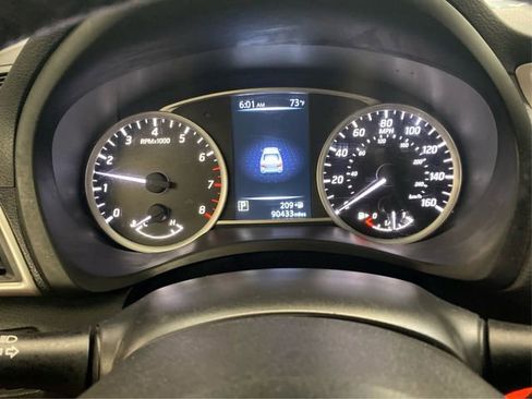 Used 2017 Nissan Sentra SV image 19