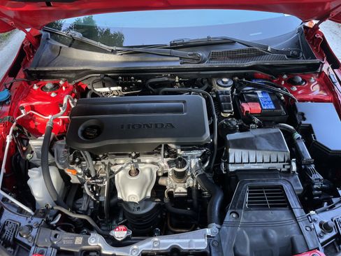 Used 2025 Honda Civic Sport image 31