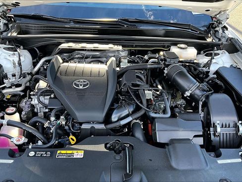 Used 2023 Toyota Crown Platinum w/ Carpet Mat Package (TMS) AWD/4WD image 31