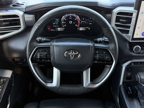 Used 2023 Toyota Tundra Platinum AWD/4WD image 12