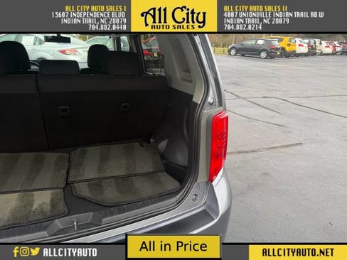 Used 2010 Scion xB Hatchback 4D image 32