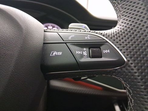 Used 2024 Audi RS Q8 image 21