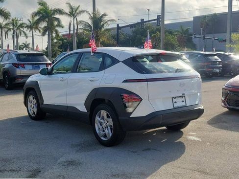 Certified 2026 Hyundai Kona SE FWD image 3