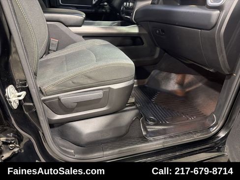 Used 2019 RAM 2500 Big Horn w/ Black Appearance Package image 79