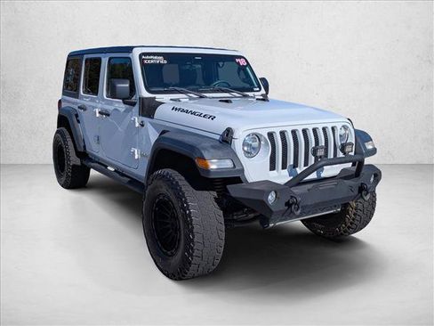 Used 2018 Jeep Wrangler Unlimited Sport S image 3