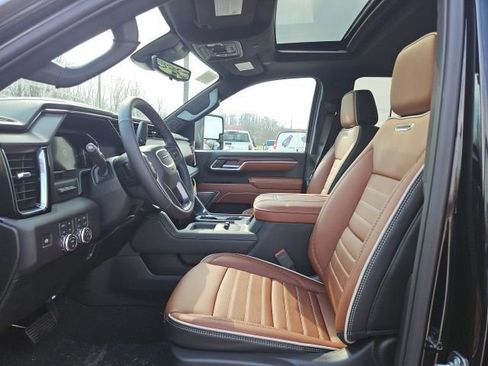 New 2026 GMC Sierra 2500 Denali Ultimate AWD/4WD image 17