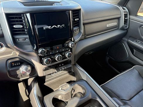 Used 2024 RAM 1500 Laramie RWD image 27