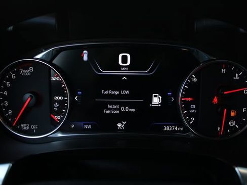 Used 2023 Chevrolet Traverse Premier w/ Redline Edition AWD/4WD image 16