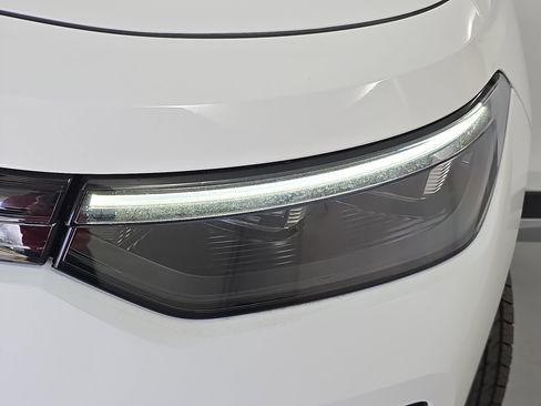 New 2026 Volkswagen Tiguan S FWD image 30