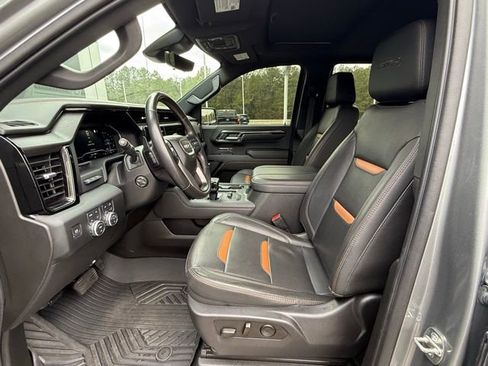 Used 2023 GMC Sierra 1500 AT4 w/ AT4 Premium Package AWD/4WD image 12