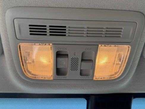 Used 2020 Honda Fit EX-L image 23