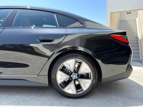 Used 2023 BMW i4 eDrive40 w/ Premium Package RWD image 5