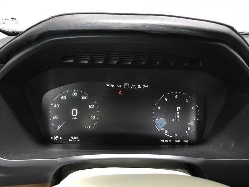 Used 2016 Volvo XC90 T6 Inscription w/ Vision Package AWD/4WD image 21