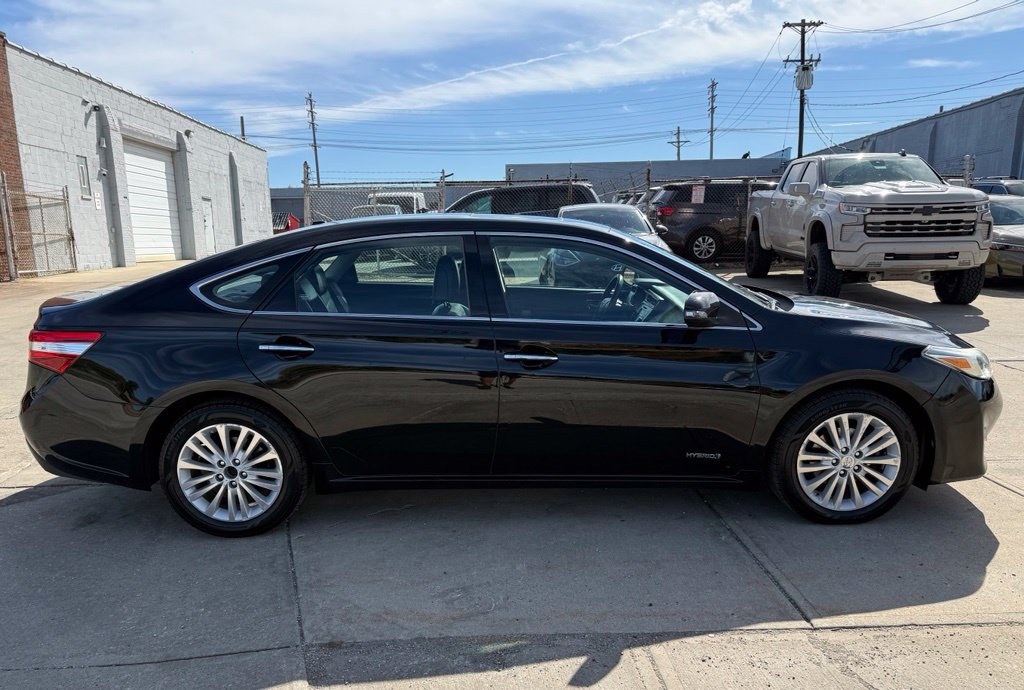 Used 2015 Toyota Avalon XLE Touring FWD image 5