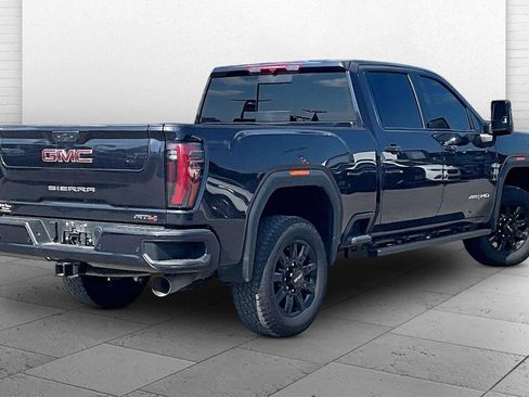 Used 2026 GMC Sierra 2500 AT4 AWD/4WD image 12