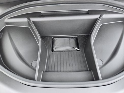 New 2026 Volvo EX90 Plus RWD image 28