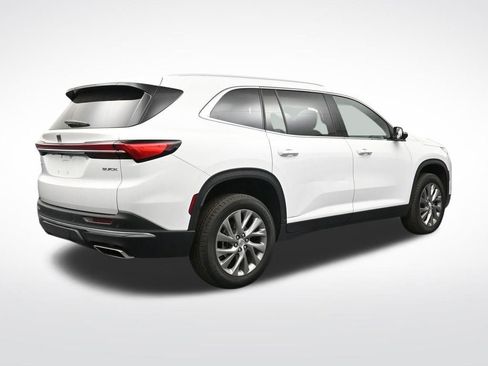 Used 2026 Buick Enclave Preferred AWD/4WD image 5